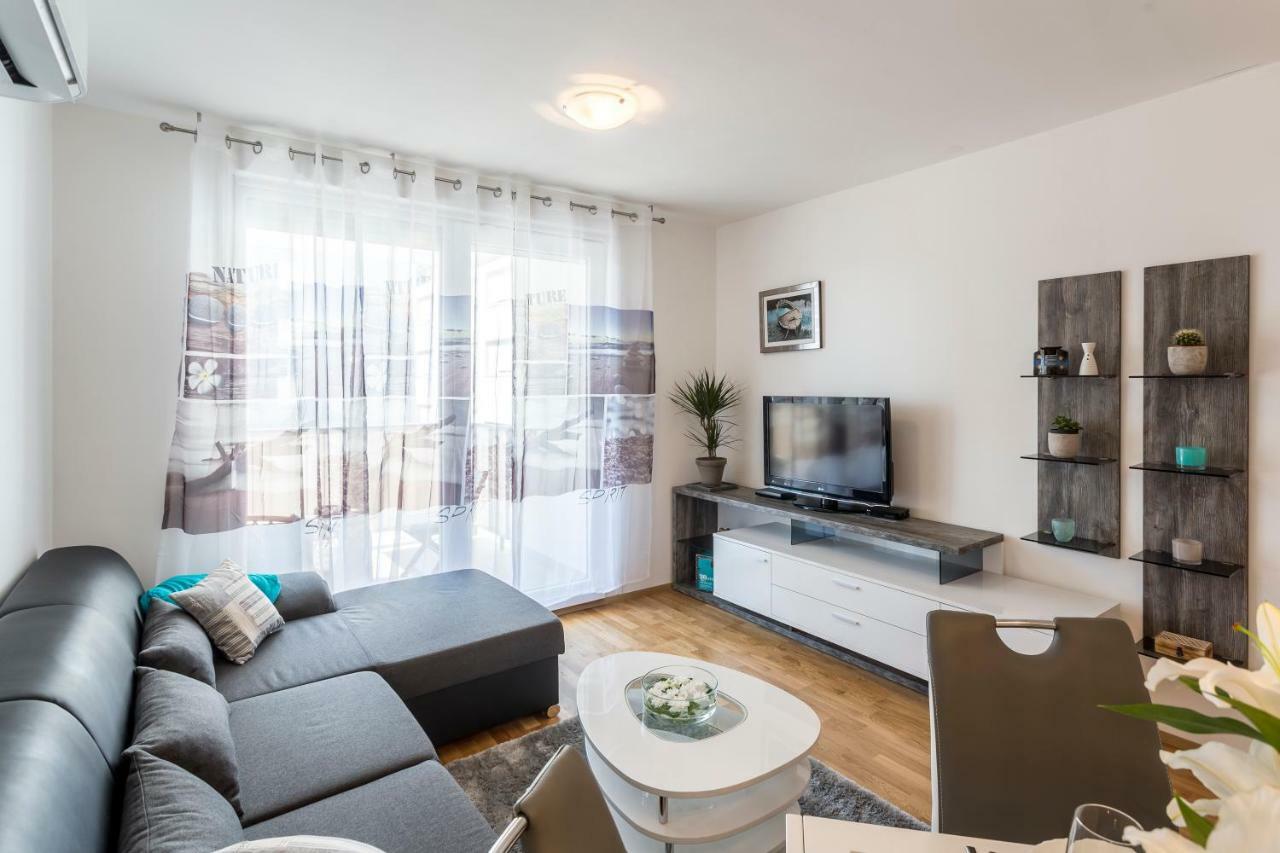 Apartment Luka Split Exterior photo
