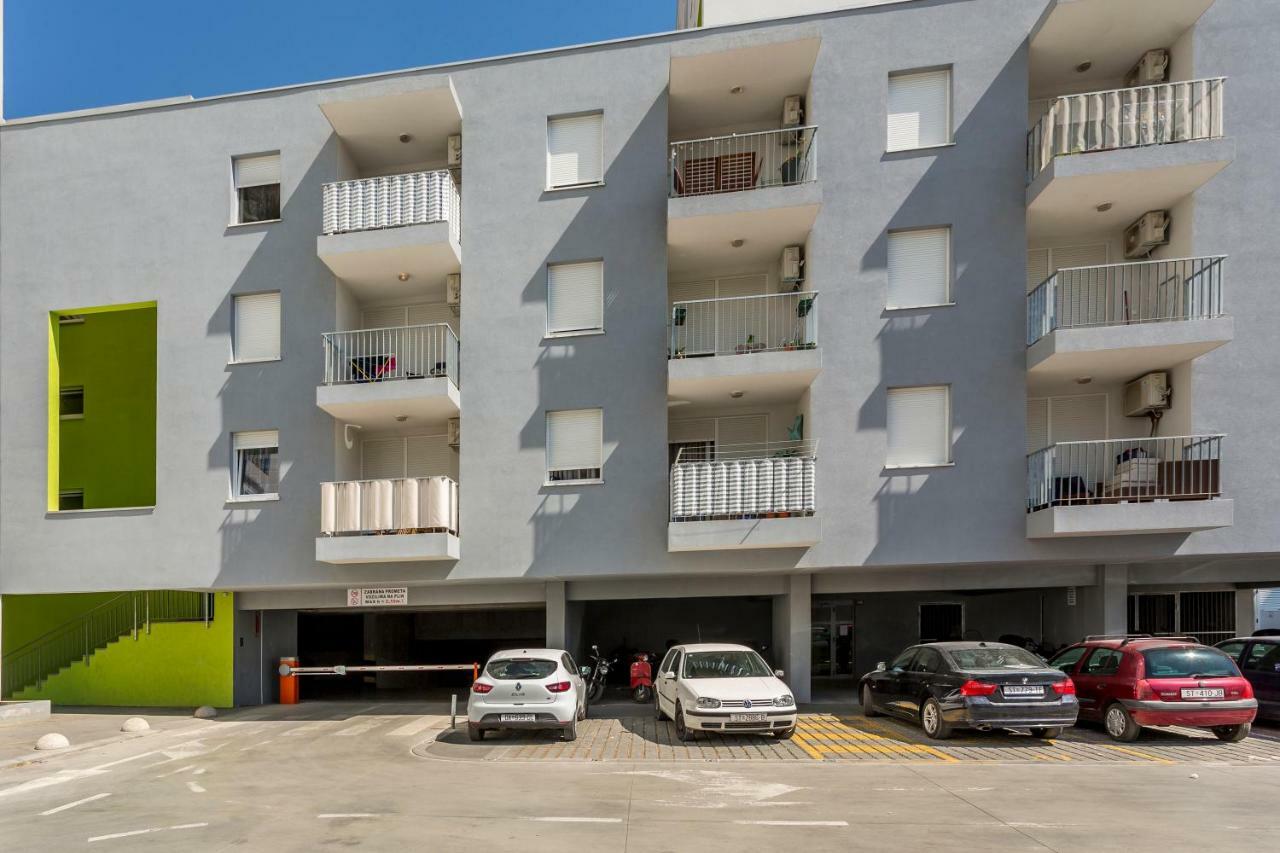 Apartment Luka Split Exterior photo